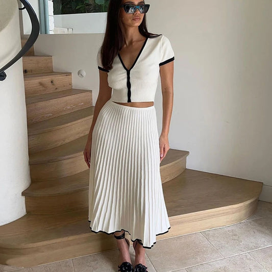 Elegant 2-Piece White Skirt Set – Crop Top & Pleated Midi Skirt