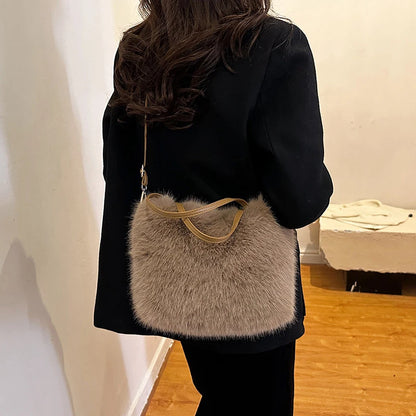 LuxeFur Bucket Tote