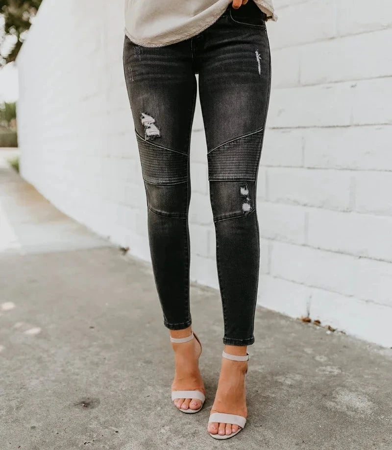 High-Waisted Jeans, Skinny Jeans, Boyfriend Jeans, Distressed Denim, Wide-Leg Jeans, Ripped Jeans, Mom Jeans, Stretch Denim, Flare Jeans, Vintage Jean