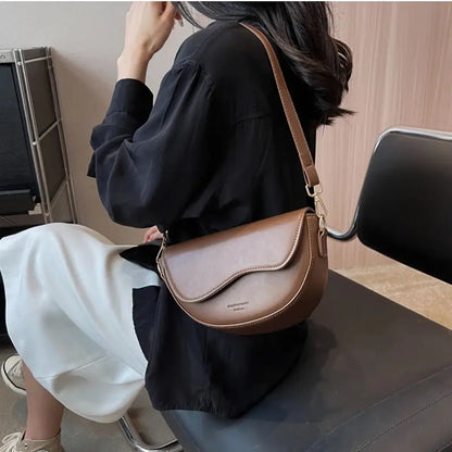 Vintage Charm Crossbody Purse
