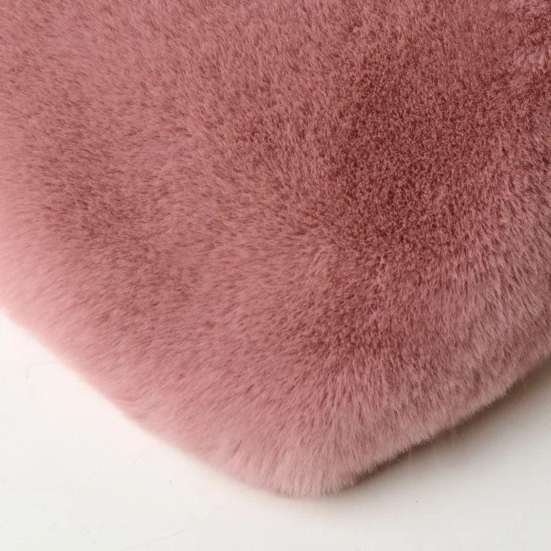 Fluff & Glam: The Chic Heart-Shaped Crossbody Purse