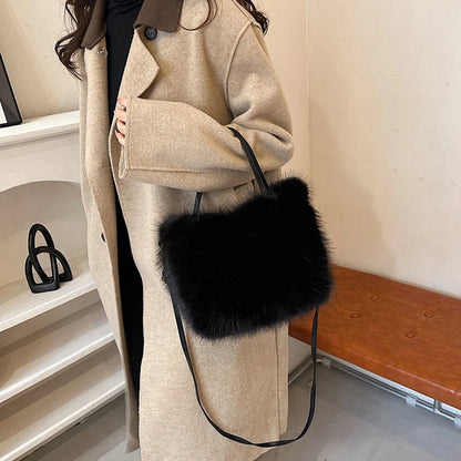 LuxeFur Bucket Tote