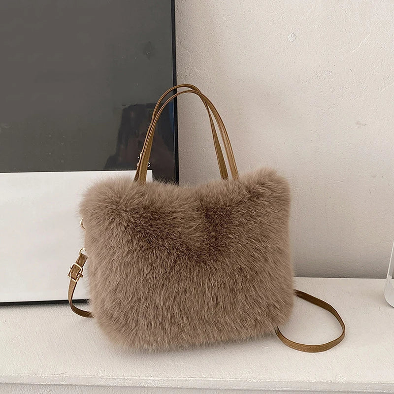 LuxeFur Bucket Tote