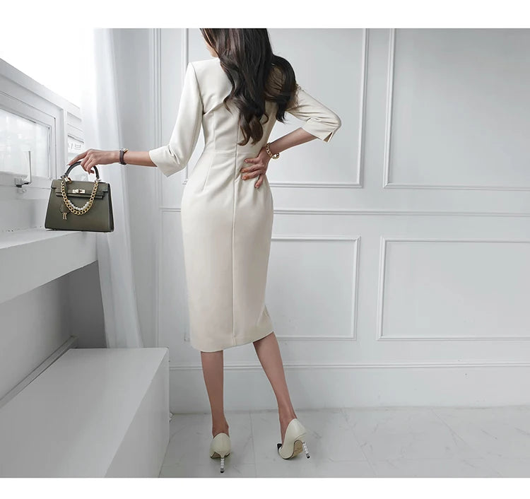 Queen Vintage V-Neck Midi Dress