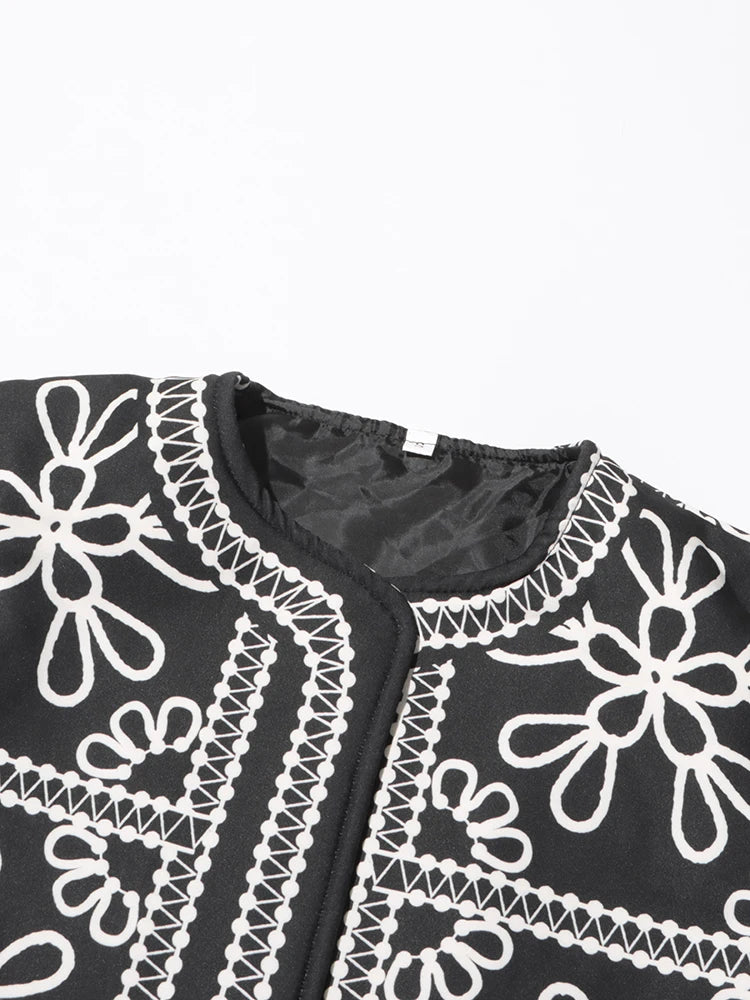 Vintage Chic Two Piece Set  Neck Long Sleeve Coat High Waist Patchwork Pocket Shorts Slim