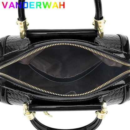 Grandeur Soft Elegance Shoulder Bag