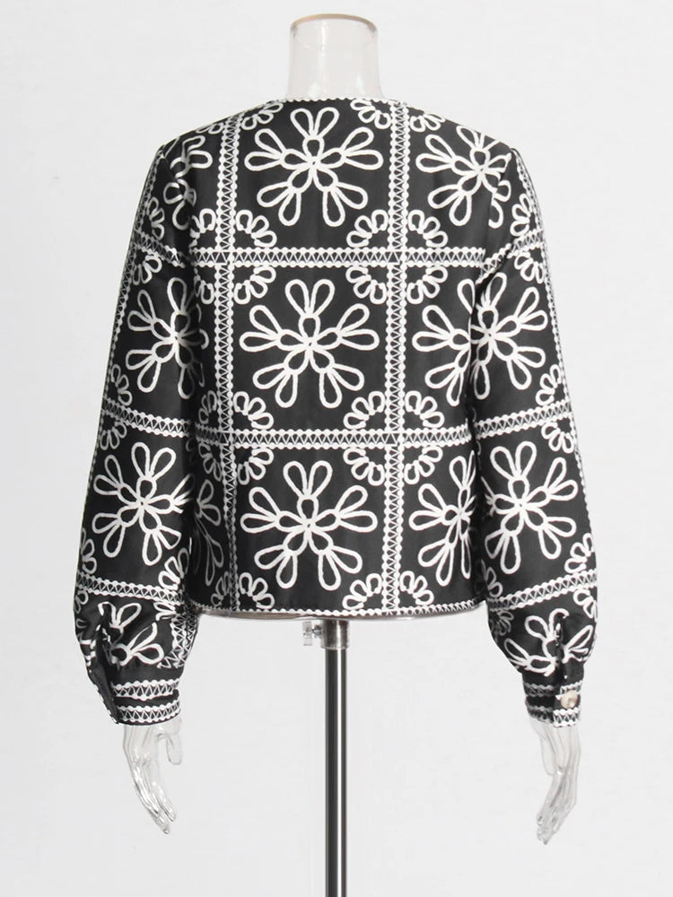 Vintage Chic Two Piece Set  Neck Long Sleeve Coat High Waist Patchwork Pocket Shorts Slim