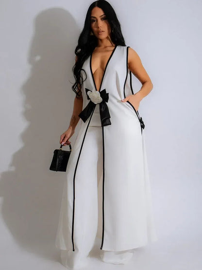 Bow Tie Appliques V-Neck Matching Set - White
