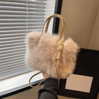 LuxeFur Bucket Tote