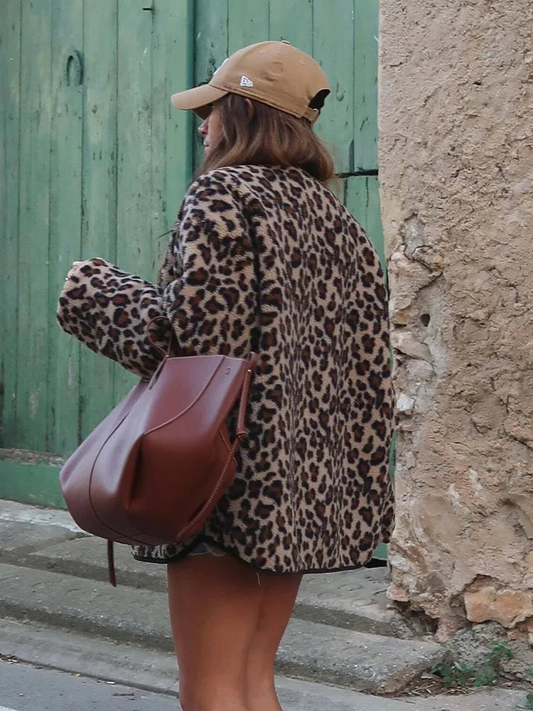 Wild Elegance Retro Leopard Jacket