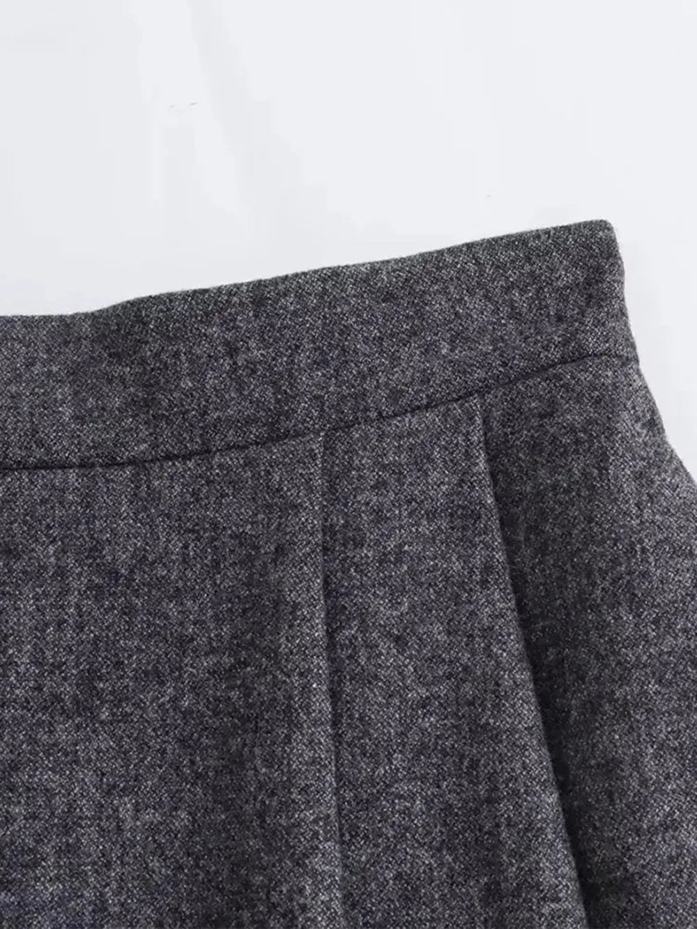Women’s  Flattering  Skirt