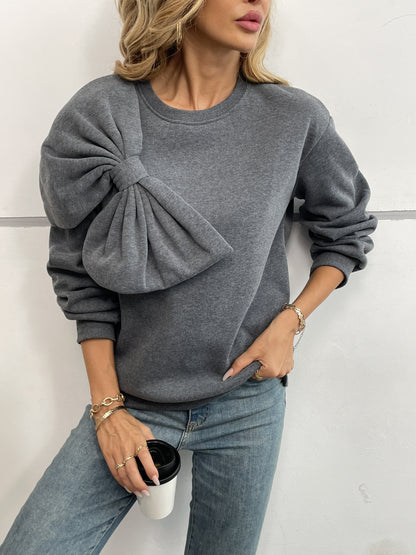 Chic Bow Bliss Sweatshirt